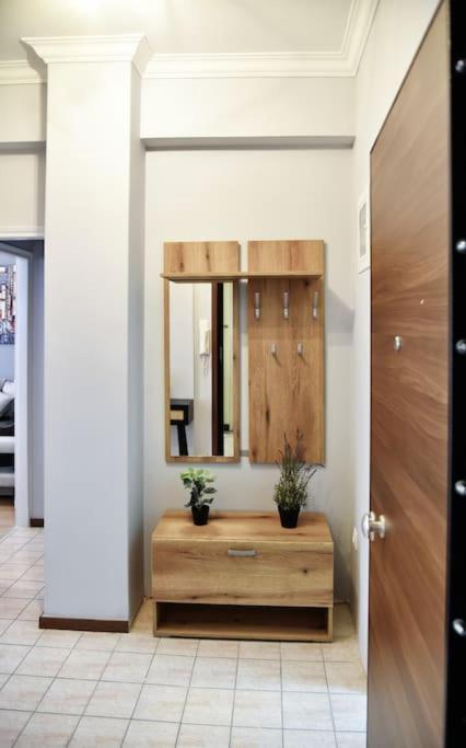 Kipseli New Modern & Cozy 65Tv Netflix Apartment Atena Exterior foto
